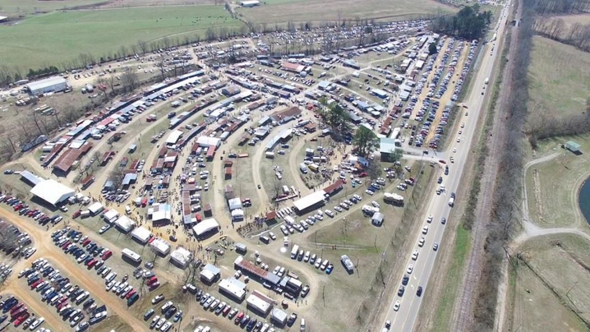 Visit The First Monday Trade Days and Flea Market In Mississippi