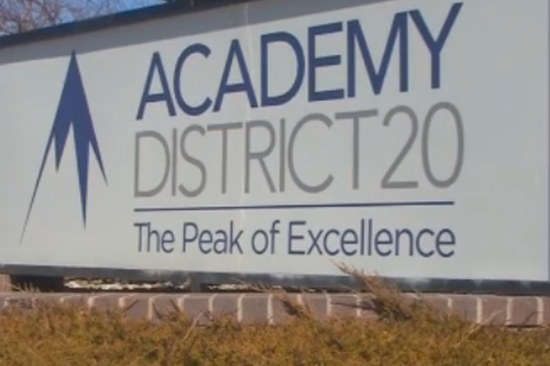 Thousands sign petition against new Academy District  start times